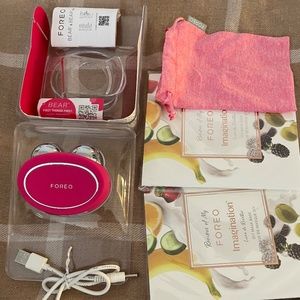 FOREO Bear Microcurrent device